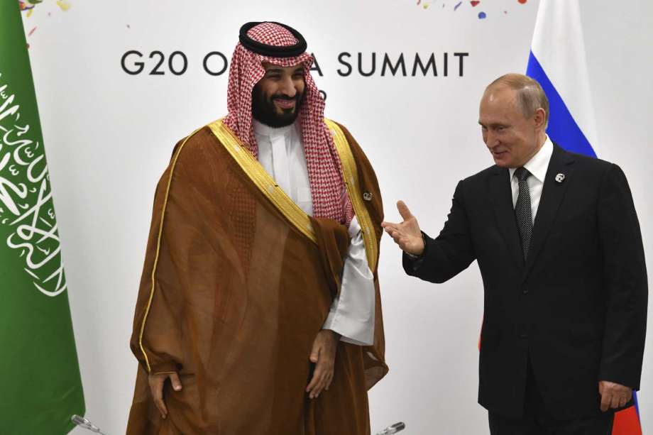  ماذا تعني حرب أسعار النفط بالنسبة للولايات المتحدة والسعودية وروسيا،ومن سيصرخ أولا؟